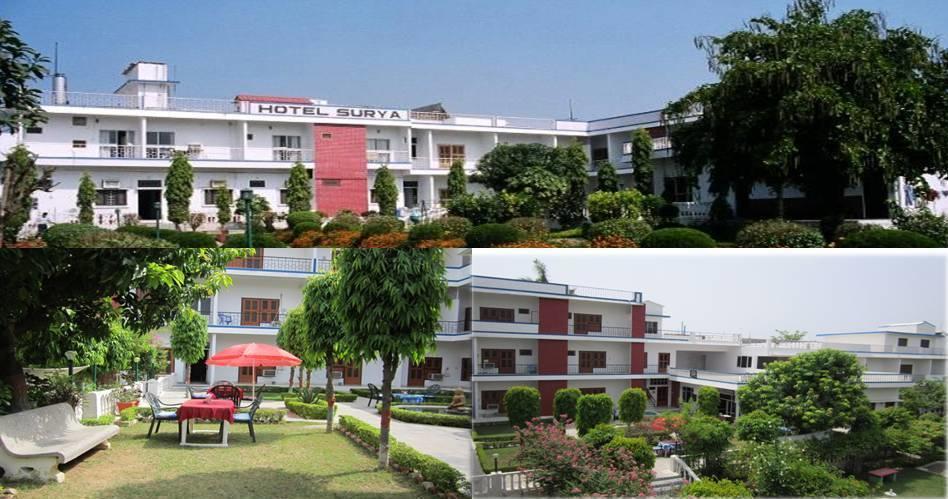 Hotel Surya Khajurāho Extérieur photo