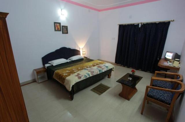 Hotel Surya Khajurāho Extérieur photo
