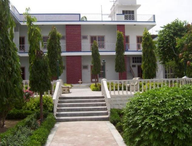 Hotel Surya Khajurāho Extérieur photo